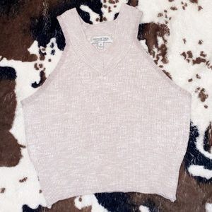 Halter crop top